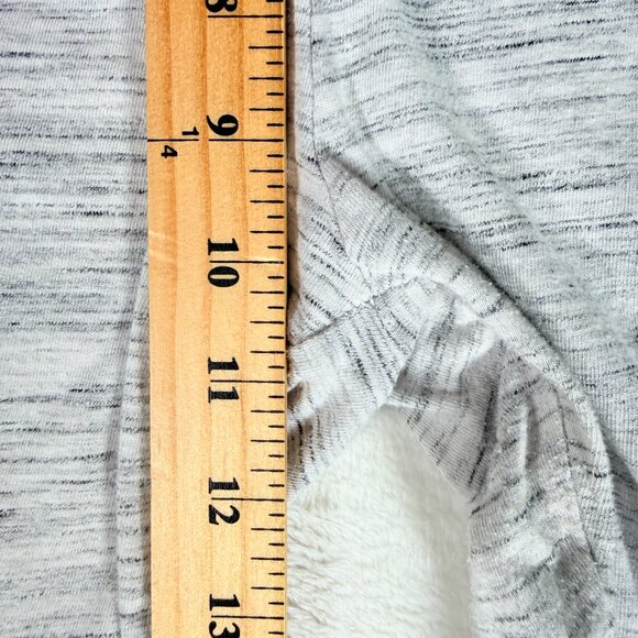 Tapout WWE Womens Gray Capri Workout Yoga‎ Sweatpants Size Large Cotton Logo - Picture 5 of 7